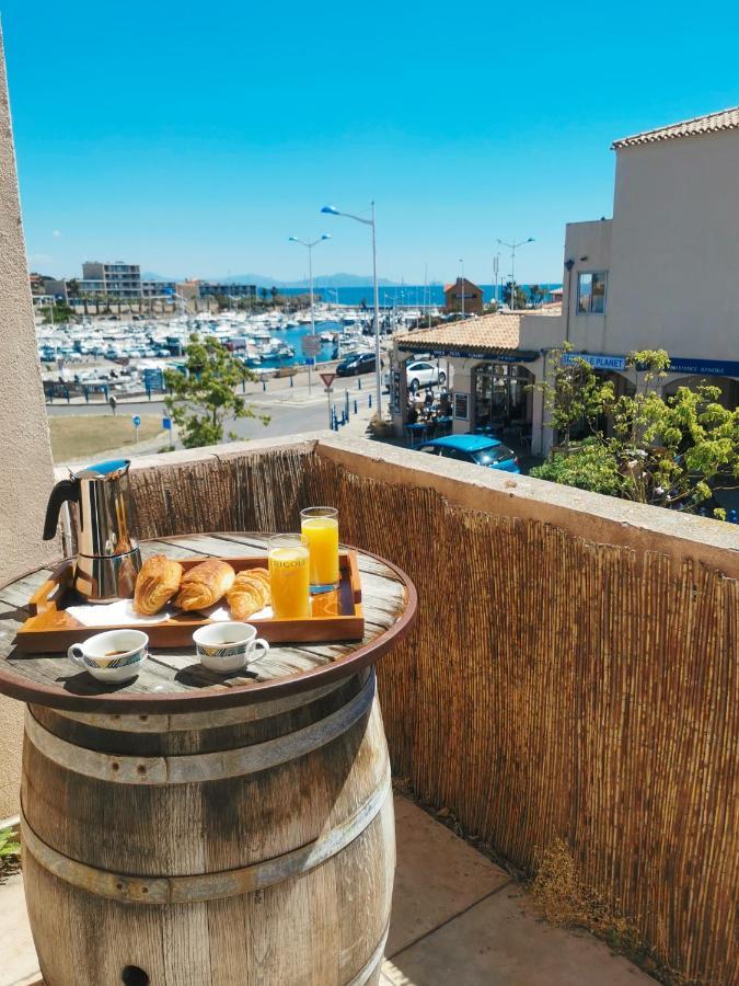 Terrasse Vue Et Port, Hyper Centre